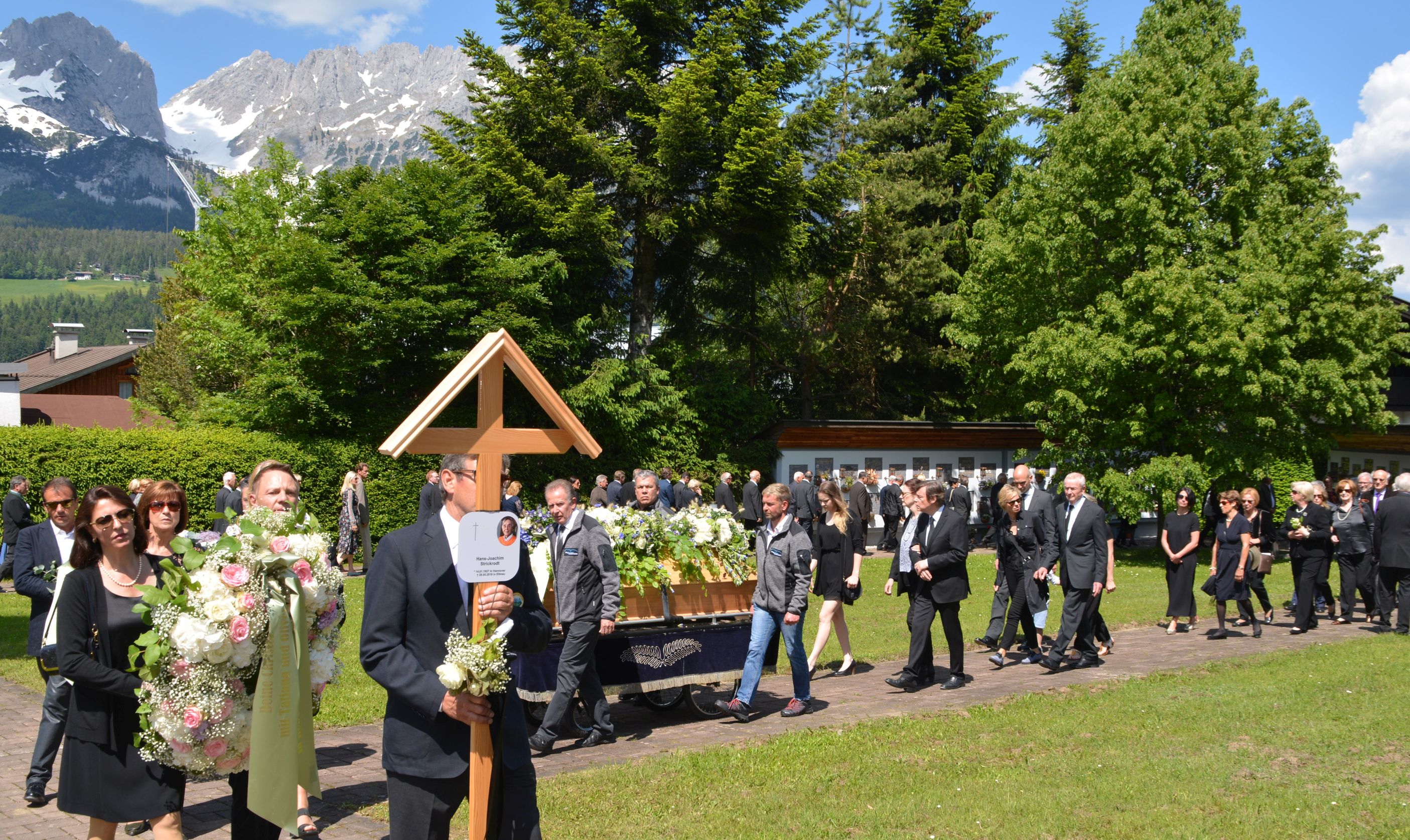 Beerdigung Hans-Joachim Strickrodt_2019-06-03_Beitragsbild_web