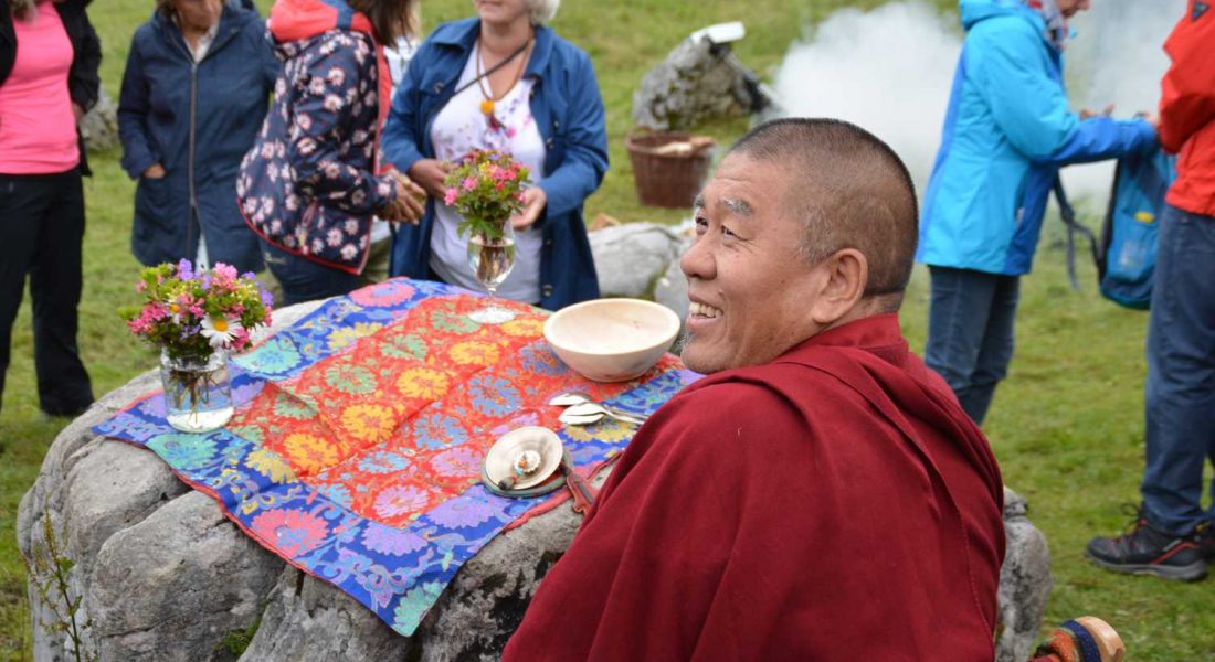 Tibet-Ritual am Ellmauer Steinkreis