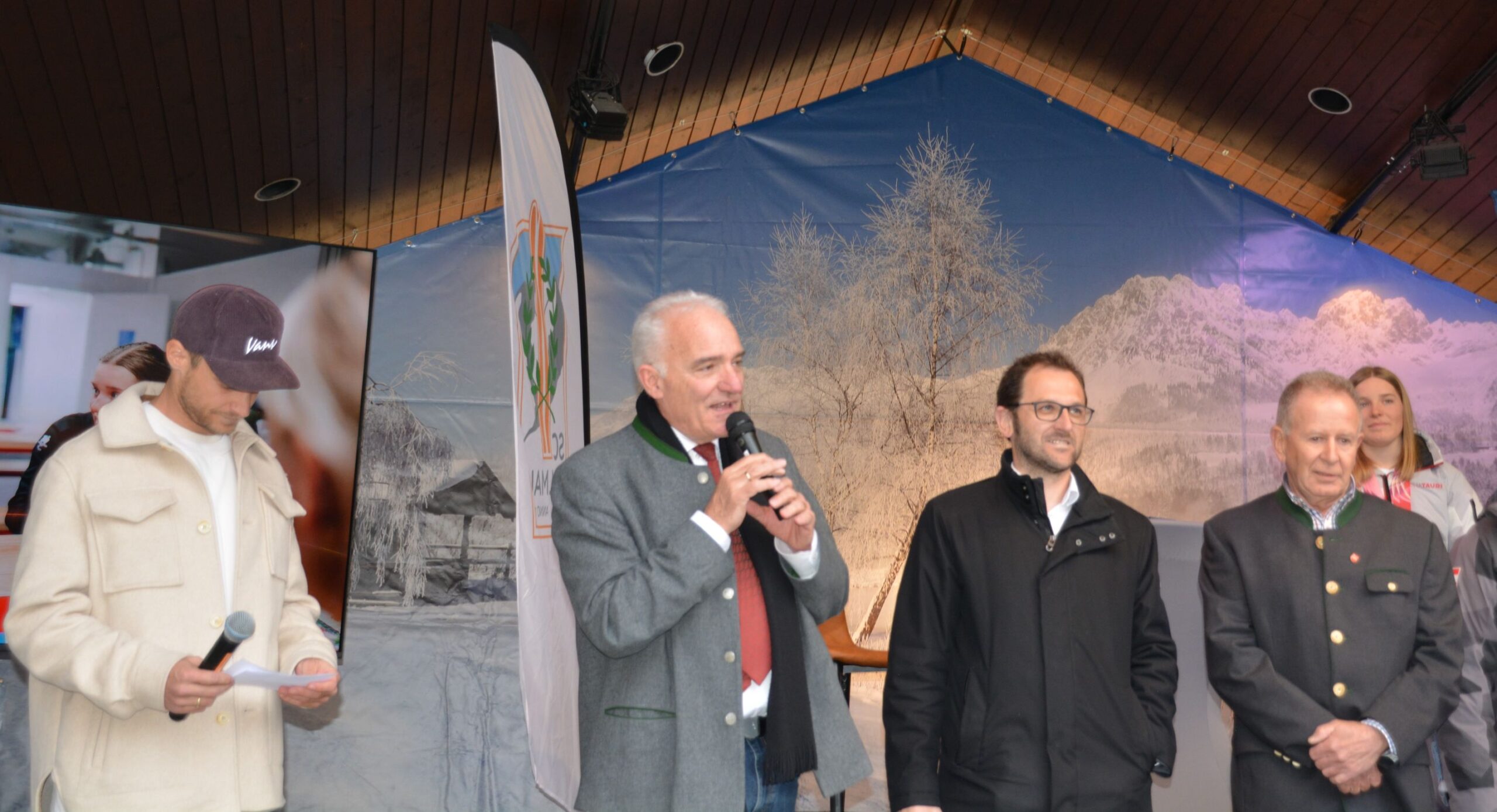 Lilly Sammer Empfang_2026-04-10_BGM Klaus Manzl, Sebastian Kolland, Vize-BGM Gerhard Schermer_web